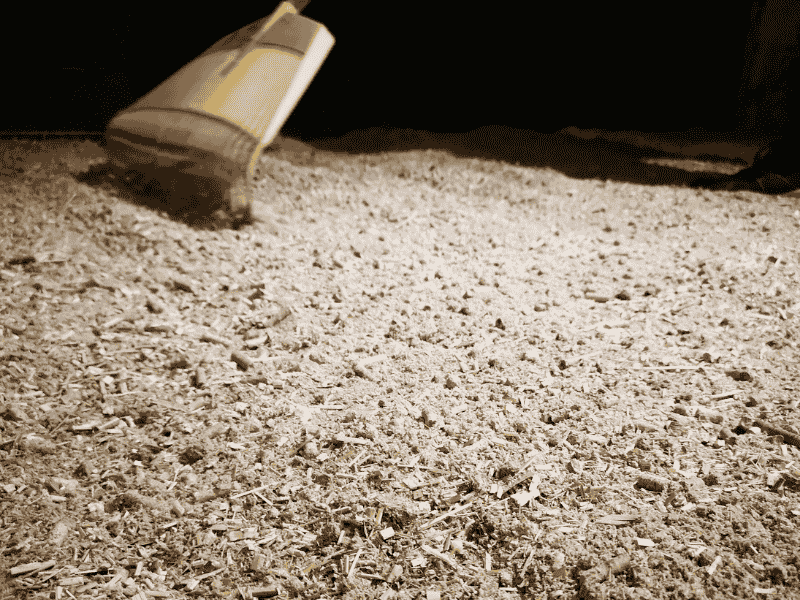 Miscanthus-Mix Einstreu: Eine Palette Häcksel 360 Kg und eine Palette Pellets 675 Kg zusammen | Einstreu.pro Miscanthus-Mix Einstreu: Eine Palette Häcksel 360 Kg und eine Palette Pellets 675 Kg zusammen – Bild 3
